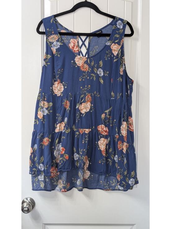 torrid Tops - Torrid Blue Floral V-Neck Sleeveless Criss-Cross Tank Top 2 Plus